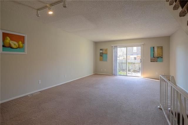 10021 W 95TH Street — photo 5