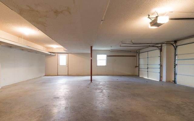 1112 NE DEPOT Drive — photo 23
