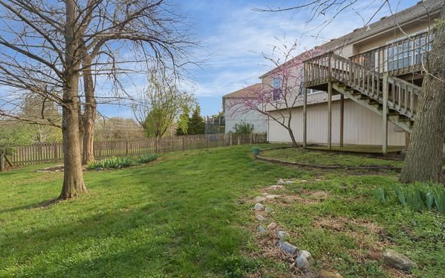 1112 NE DEPOT Drive — photo 25