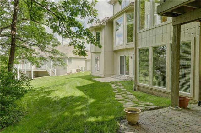 8008 Forest Park Drive — photo 24