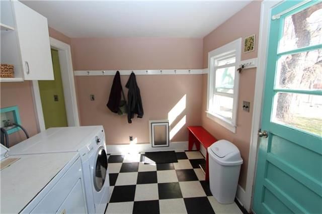 713 Walnut Street — photo 17