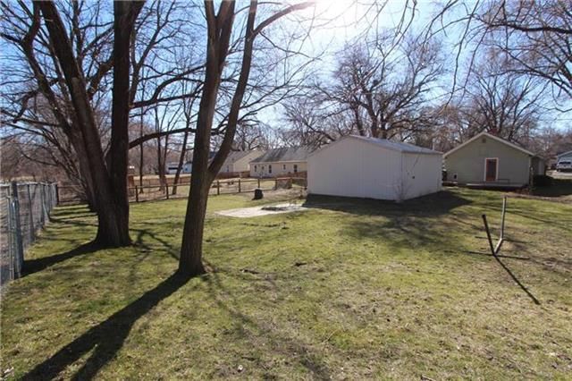 713 Walnut Street — photo 24