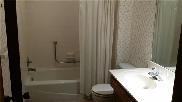 9533 W 116th Terrace — photo 13