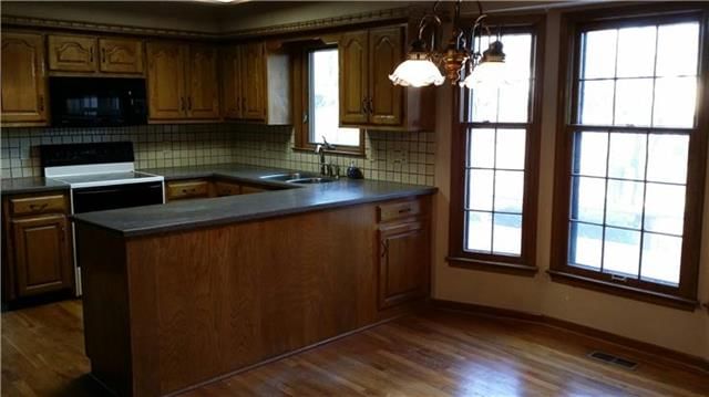 9533 W 116th Terrace — photo 5