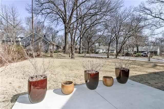 5010 W 71st Terrace — photo 14