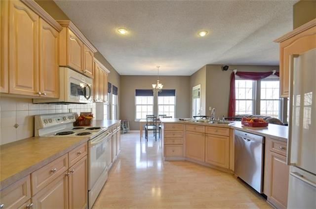 3404 NW 85th Court — photo 9