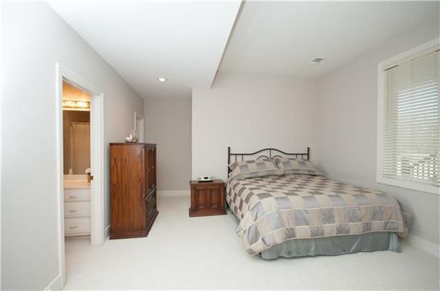 2535 SW SAMPSON Road — photo 15