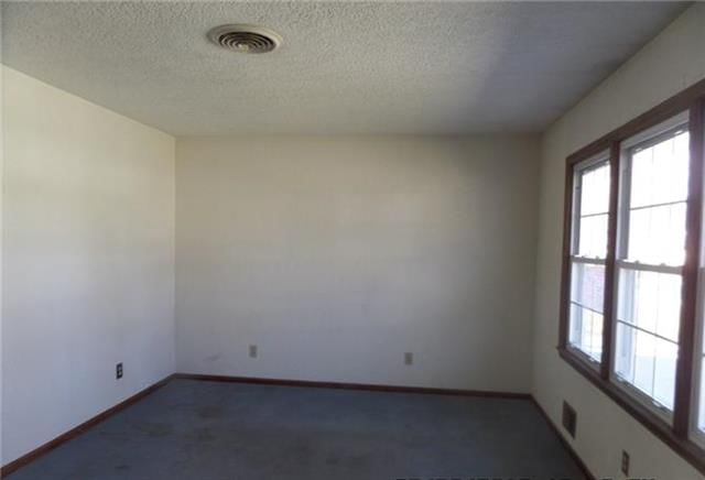 8825 W 47TH Terrace — photo 6