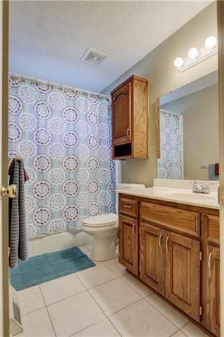 1904 E JAMESTOWN Drive — photo 17