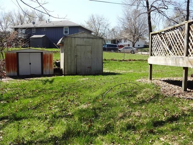 408 SW Sandstone Drive — photo 4