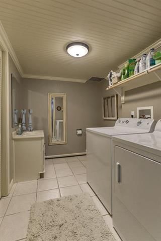 604 Wood Court — photo 13