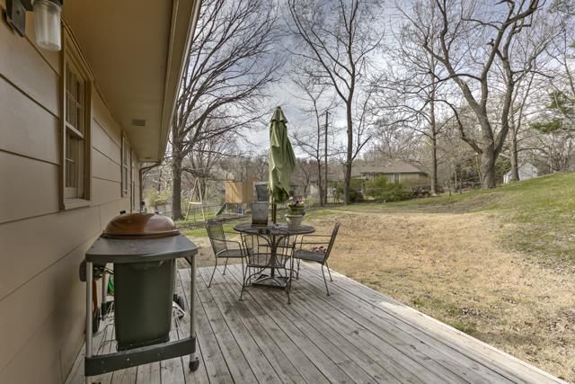 604 Wood Court — photo 24