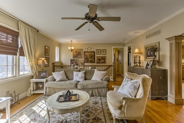 604 Wood Court — photo 8
