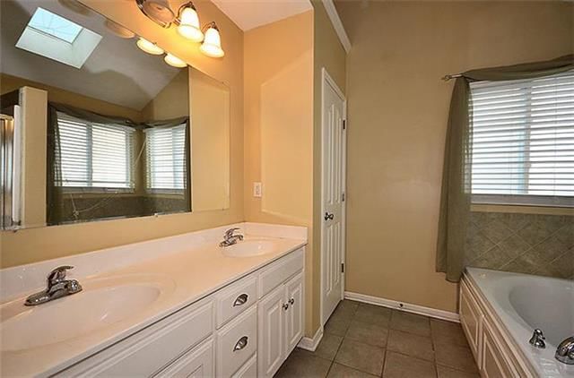 11226 N Sycamore Court — photo 13