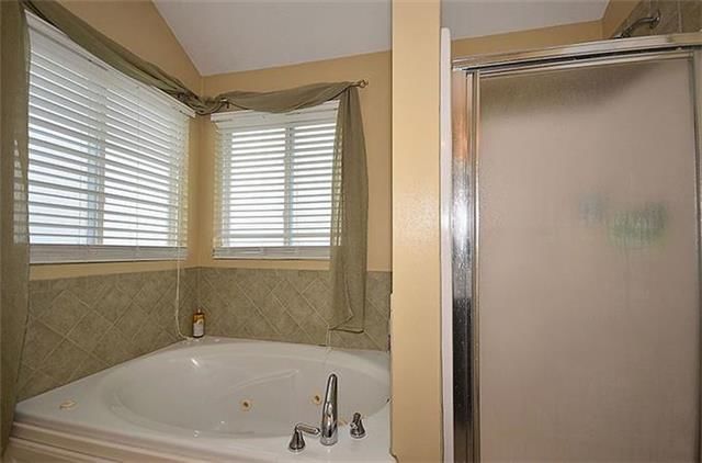 11226 N Sycamore Court — photo 14