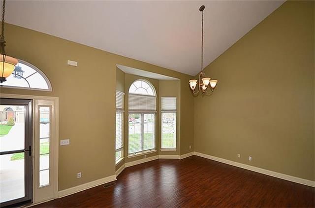 11226 N Sycamore Court — photo 8