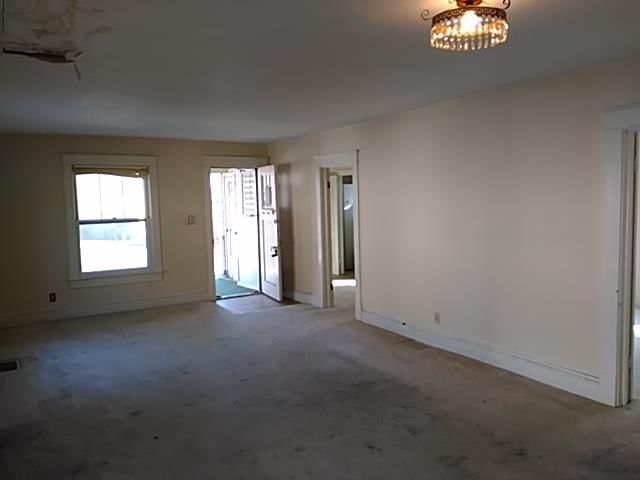 120 S FAIRVIEW Avenue — photo 9