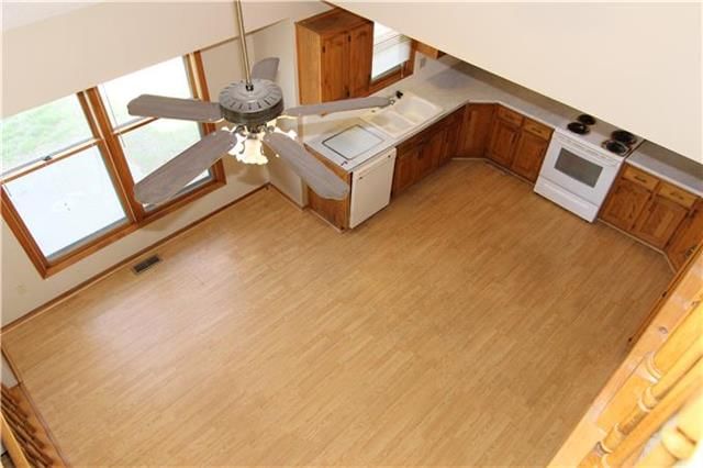727 S Stevenson Street — photo 16