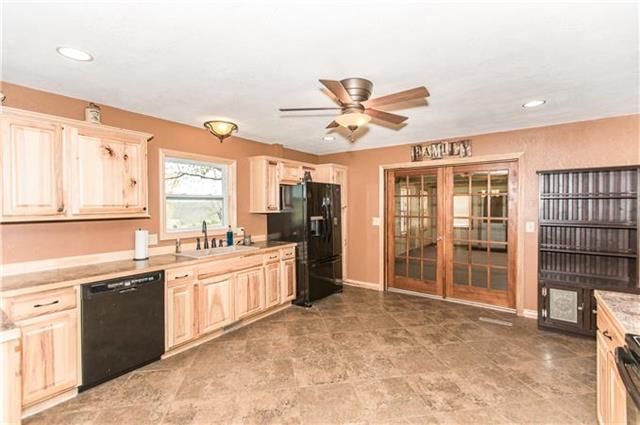 18501 CAMERON Road — photo 13