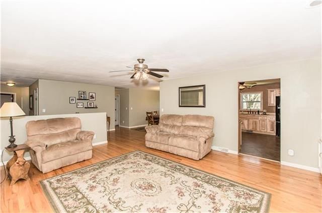 18501 CAMERON Road — photo 10