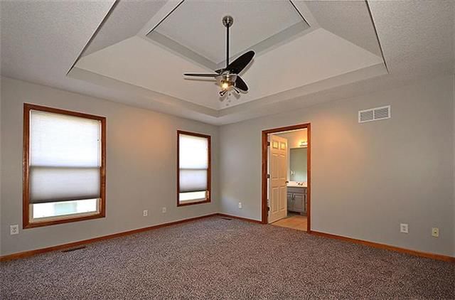 210 Porter Drive — photo 9