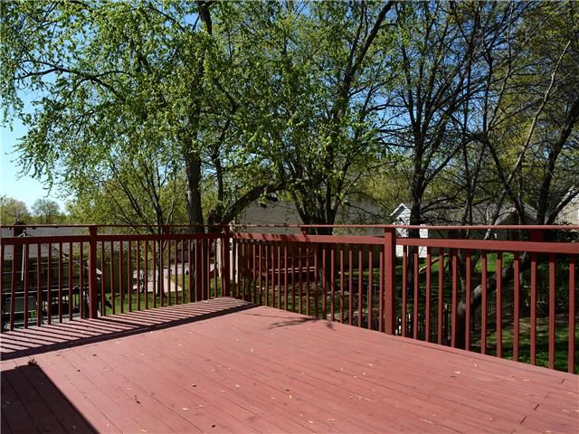 9736 LARSEN Street — photo 23