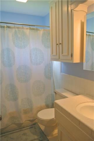 8221 W 96TH Terrace — photo 16
