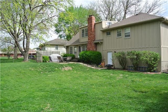 8221 W 96TH Terrace — photo 20