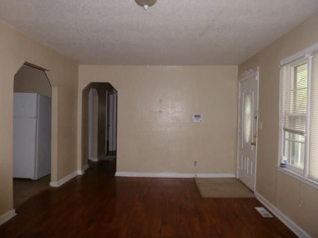 10515 CORRINGTON Avenue — photo 3