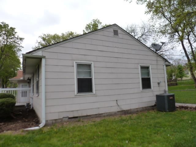 10515 CORRINGTON Avenue — photo 21