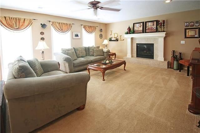 9014 N CAMDEN Avenue — photo 13