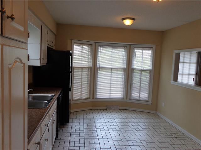 18200 E 25th Ter Court — photo 5
