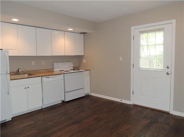 8335 ENGLAND Street — photo 7