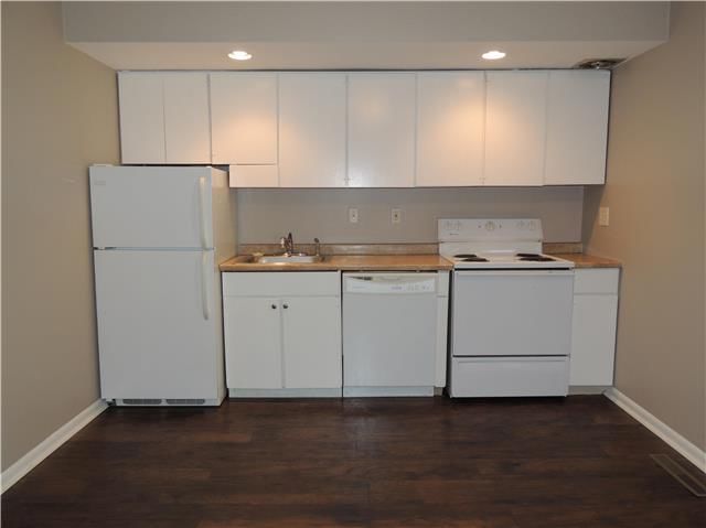 8335 ENGLAND Street — photo 8
