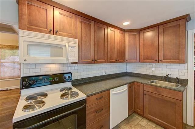 204 N MERSINGTON Avenue — photo 12