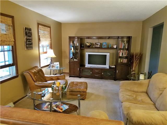 800 NE 80th Terrace — photo 2