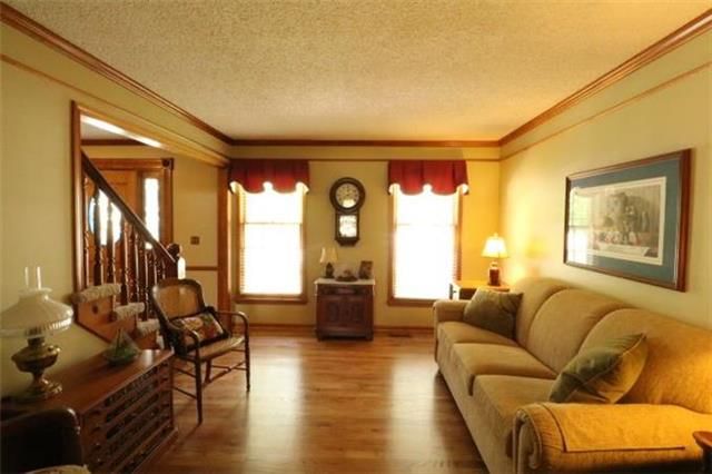10512 REEDER Street — photo 10