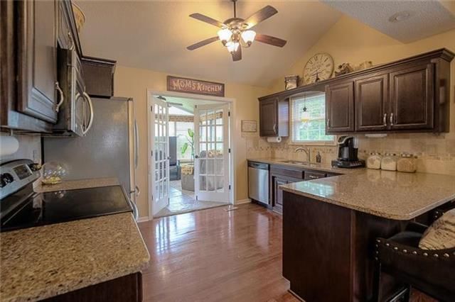 7105 E 134TH Terrace — photo 9