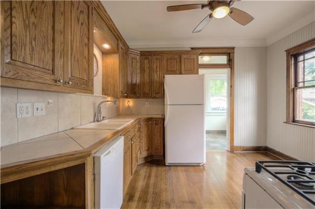 3144 SUMMIT Street — photo 13