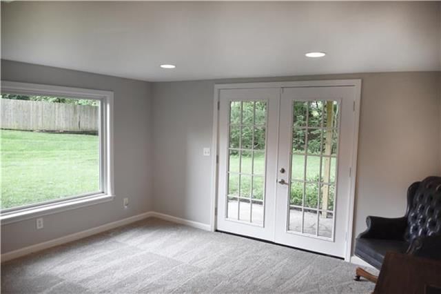 9848 ROSEWOOD Drive — photo 23