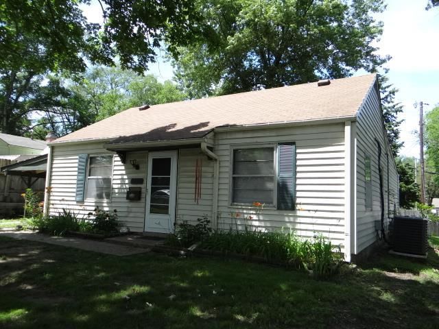 5222 CREST Drive — photo 4