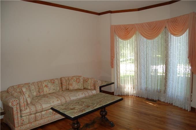 202 Canyon View Drive — photo 4
