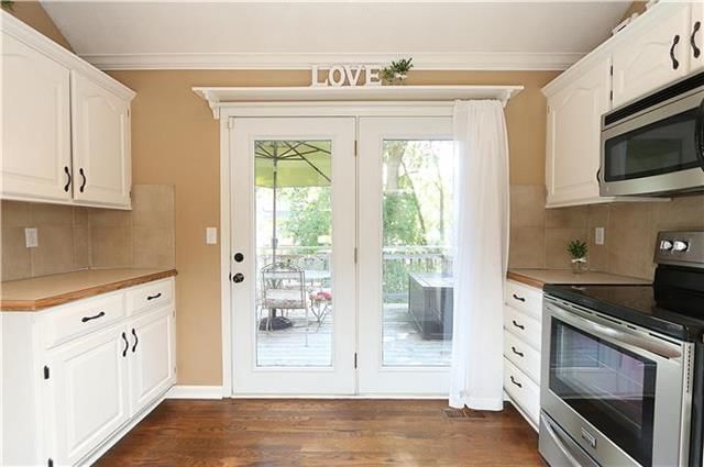 7337 N Oakland Avenue — photo 12