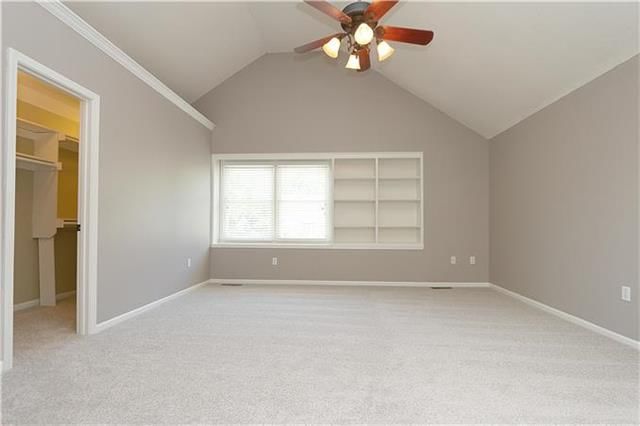 7337 N Oakland Avenue — photo 17