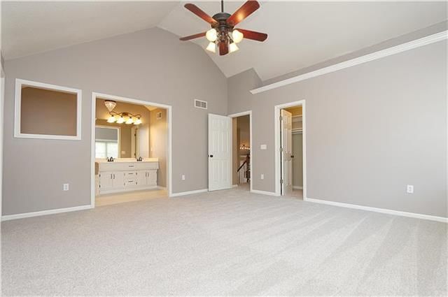 7337 N Oakland Avenue — photo 18