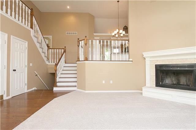 7337 N Oakland Avenue — photo 6