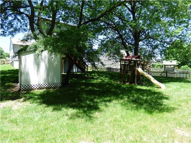 707 Holiday Drive — photo 24