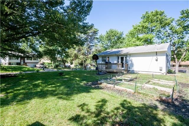 421 N 82nd Terrace — photo 22