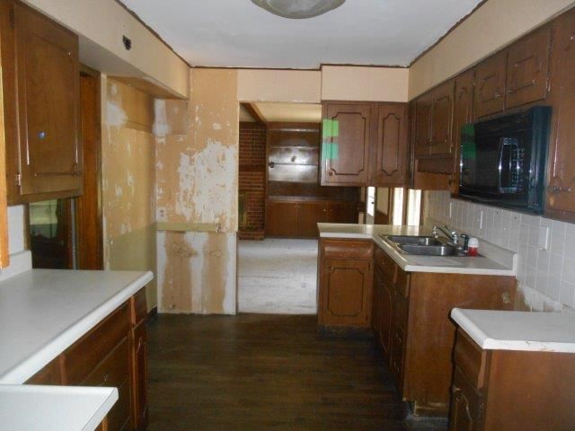 1406 W 25th Street — photo 12