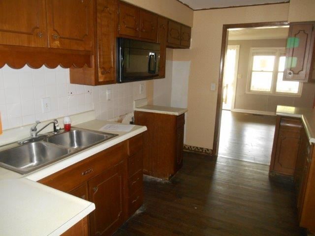 1406 W 25th Street — photo 14